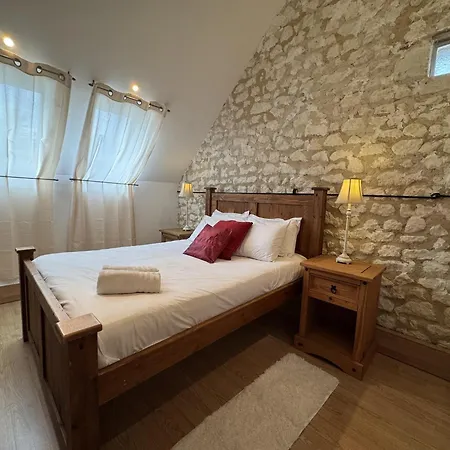 Barn In With Heated Pool Tatil Evi Aubigné-Racan